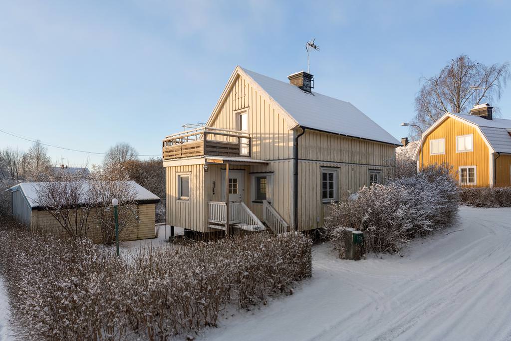 Bredda garageuppfart asfaltering villa. Åkersberga Österåker | Markarbete, Schaktning i Täby Stockholm